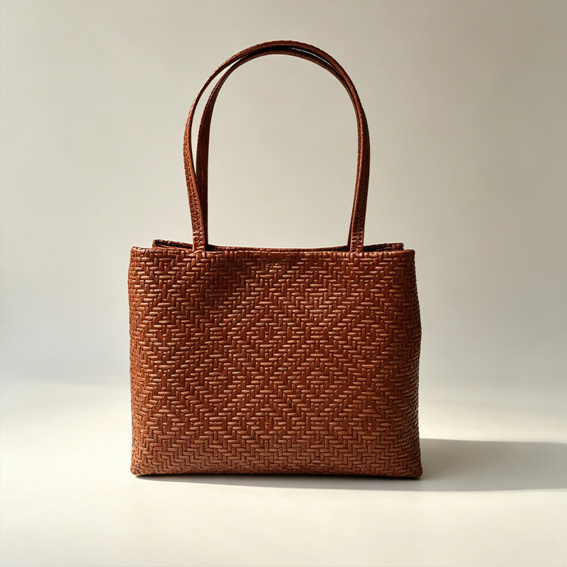 멘디 천연 가죽 직조 프린트 그레인 토트백 오픈탑 대용 - Leather Workshop 리뷰 및 가격